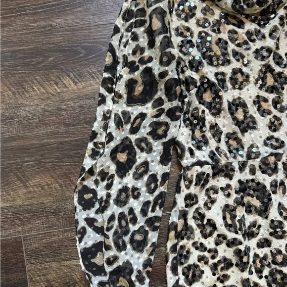 Antonio Melani Leopard Print Mini Dress - Picture 8 of 9
